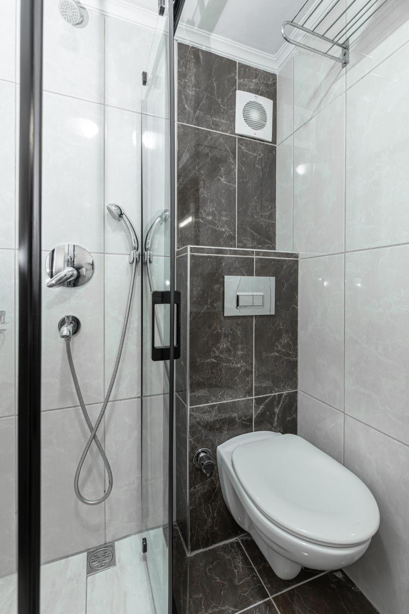 Bursa Loyal City Hotel 外观 照片